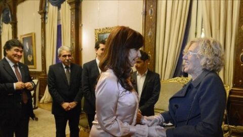 Cristina Fern&aacute;ndez y Manuela Carmena