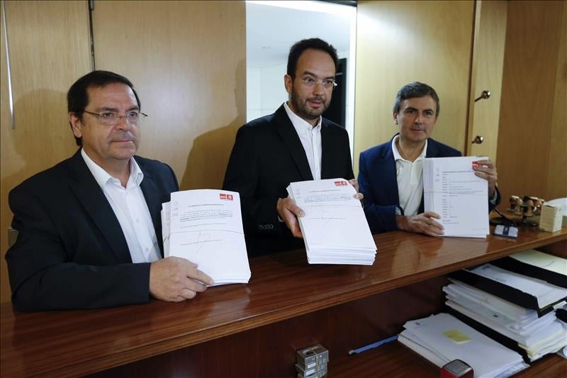 El PSOE presenta 1.601 enmiendas a los Presupuestos que movilizan 11.000 millones El PSOE presenta 1.601 enmiendas a los Presupuestos que movilizan 11.000 millones