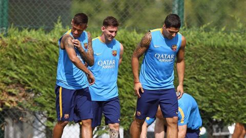 Neymar, Messi y Su&aacute;rez preparan su partido ante el M&aacute;laga
