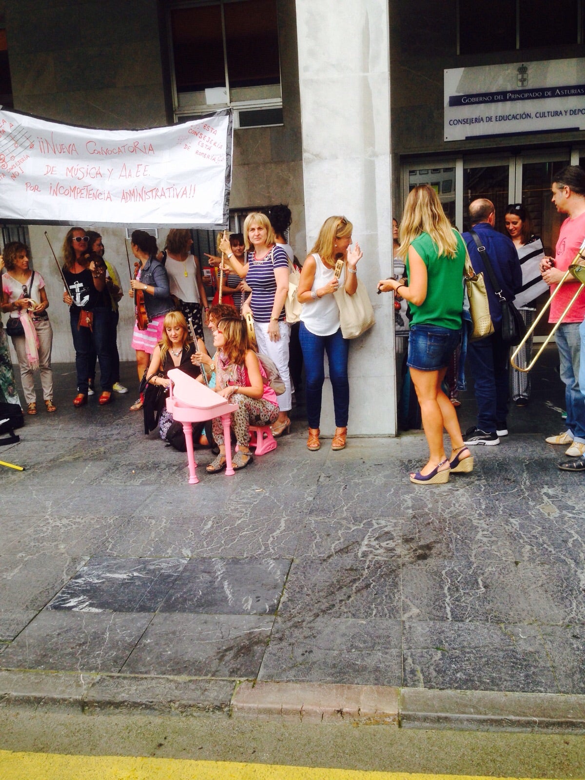 Asturias en la Onda 28/08/2015 con Ana Fierro Asturias en la Onda 28/08/2015 con Ana Fierro