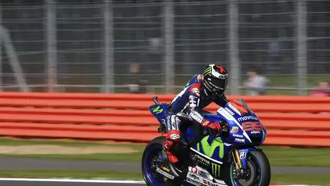 Jorge Lorenzo en el circuito de Silverstone Jorge Lorenzo en el circuito de Silverstone