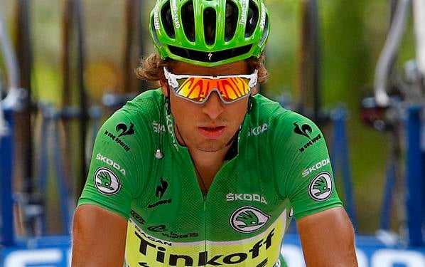 Peter Sagan abandona la Vuelta por las heridas cuasadas tras el atropello de una moto Peter Sagan abandona la Vuelta por las heridas cuasadas tras el atropello de una moto