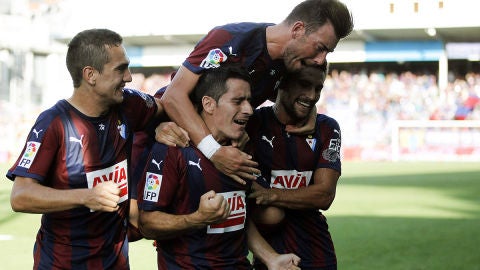 Sa&uacute;l Berj&oacute;n celebra su gol contra el Athletic