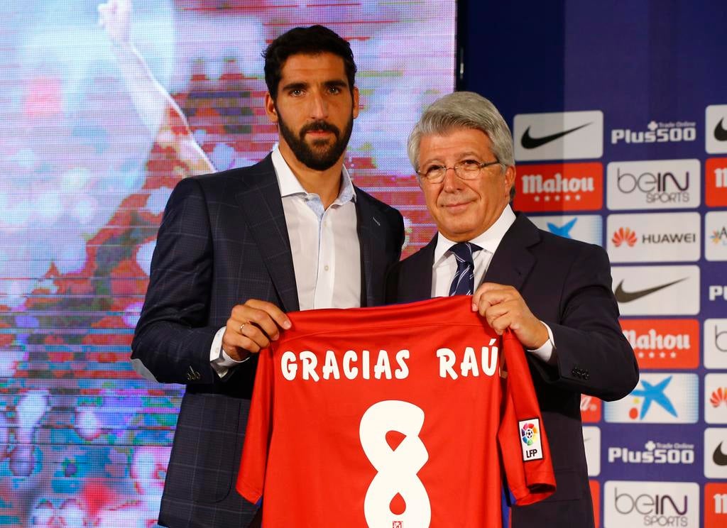 Raúl García se despide del Atlético: "Me voy con la sensación de ser muy feliz" Raúl García se despide del Atlético: "Me voy con la sensación de ser muy feliz"