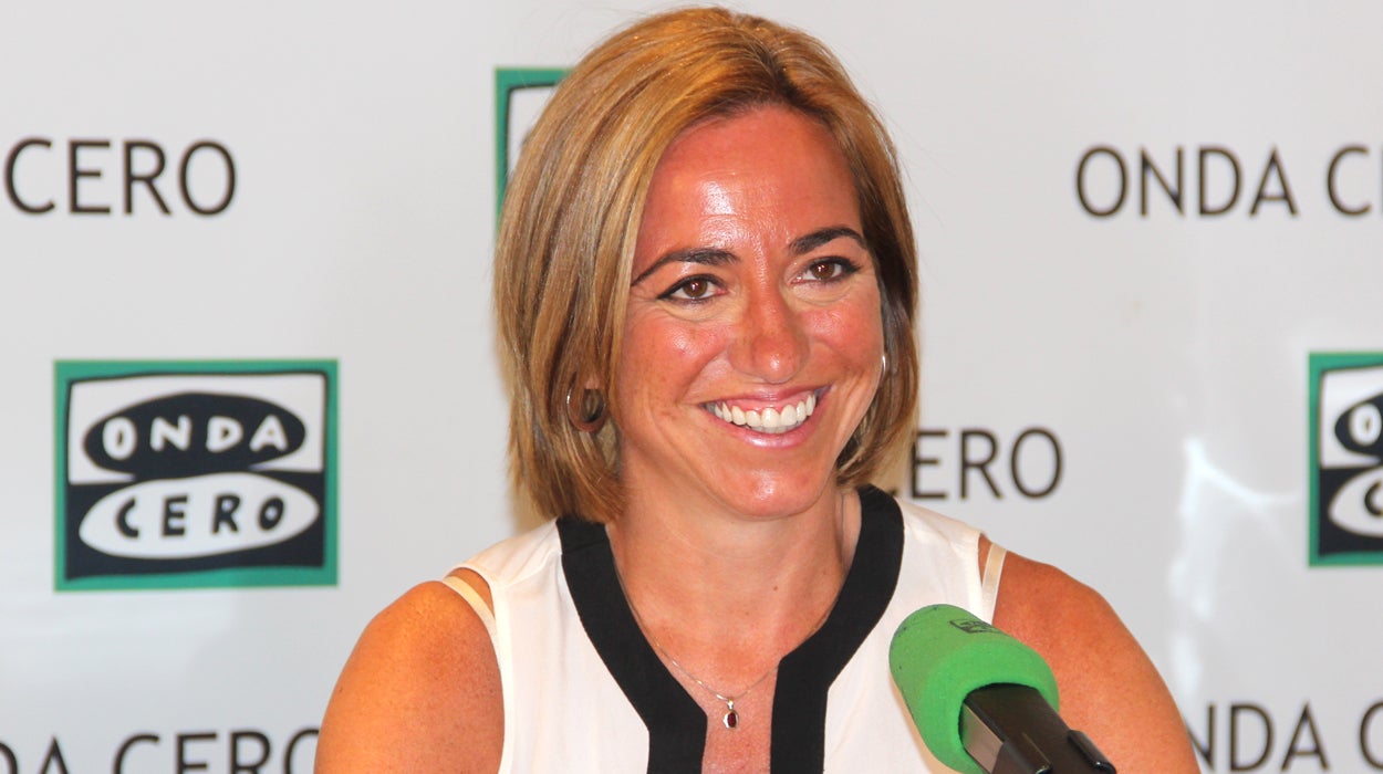 Carme Chacón: "Les pido a los catalanes sensatos que pongan fin a esta aventura" Carme Chacón: "Les pido a los catalanes sensatos que pongan fin a esta aventura"
