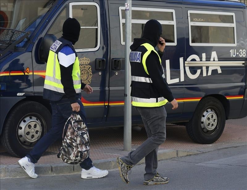 Tres detenidos en Madrid acusados de estar vinculados al Estado Islámico Tres detenidos en Madrid acusados de estar vinculados al Estado Islámico