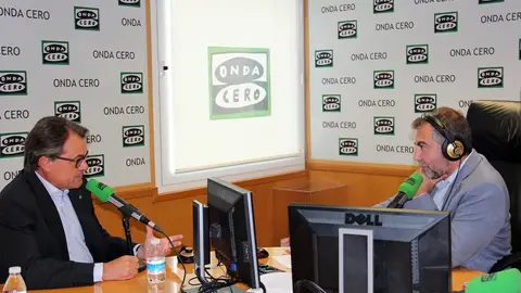 Artur Mas durante su entrevista con Carlos Alsina en Más de uno Artur Mas durante su entrevista con Carlos Alsina en Más de uno