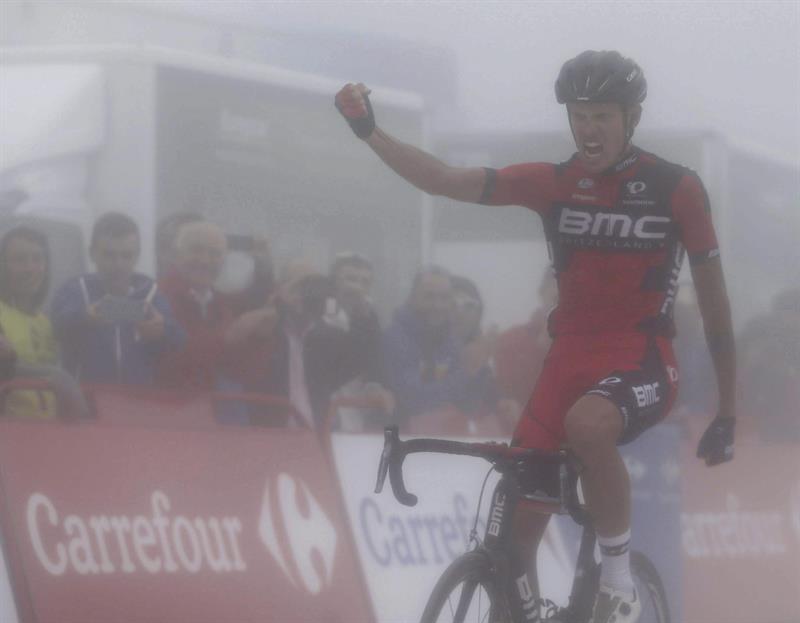 Alessandro De Marchi se adjudica la decimocuarta etapa de La Vuelta al coronar en solitario Fuente del Chivo Alessandro De Marchi se adjudica la decimocuarta etapa de La Vuelta al coronar en solitario Fuente del Chivo