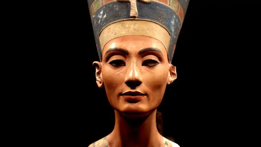 Nefertiti Nefertiti