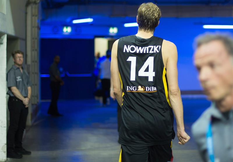 Bjelica lidera a Serbia para derrotar a Alemania sobre la bocina Bjelica lidera a Serbia para derrotar a Alemania sobre la bocina