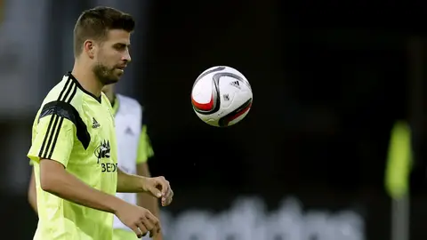 Gerard Piqué, durante el entrenamiento de la Selección Gerard Piqué, durante el entrenamiento de la Selección