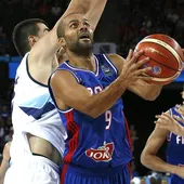 Tony Parker en un momento del partido Tony Parker en un momento del partido