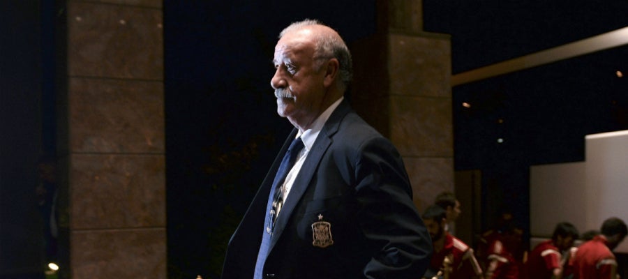 Vicente del Bosque, llegando a Macedonia Vicente del Bosque, llegando a Macedonia