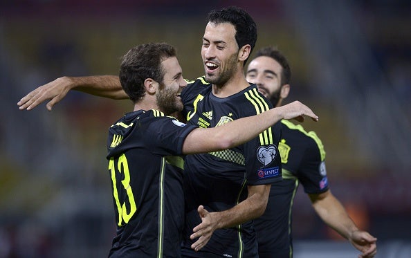 Macedonia 0-1 España. España pone pie y medio en la Eurocopa de Francia Macedonia 0-1 España. España pone pie y medio en la Eurocopa de Francia
