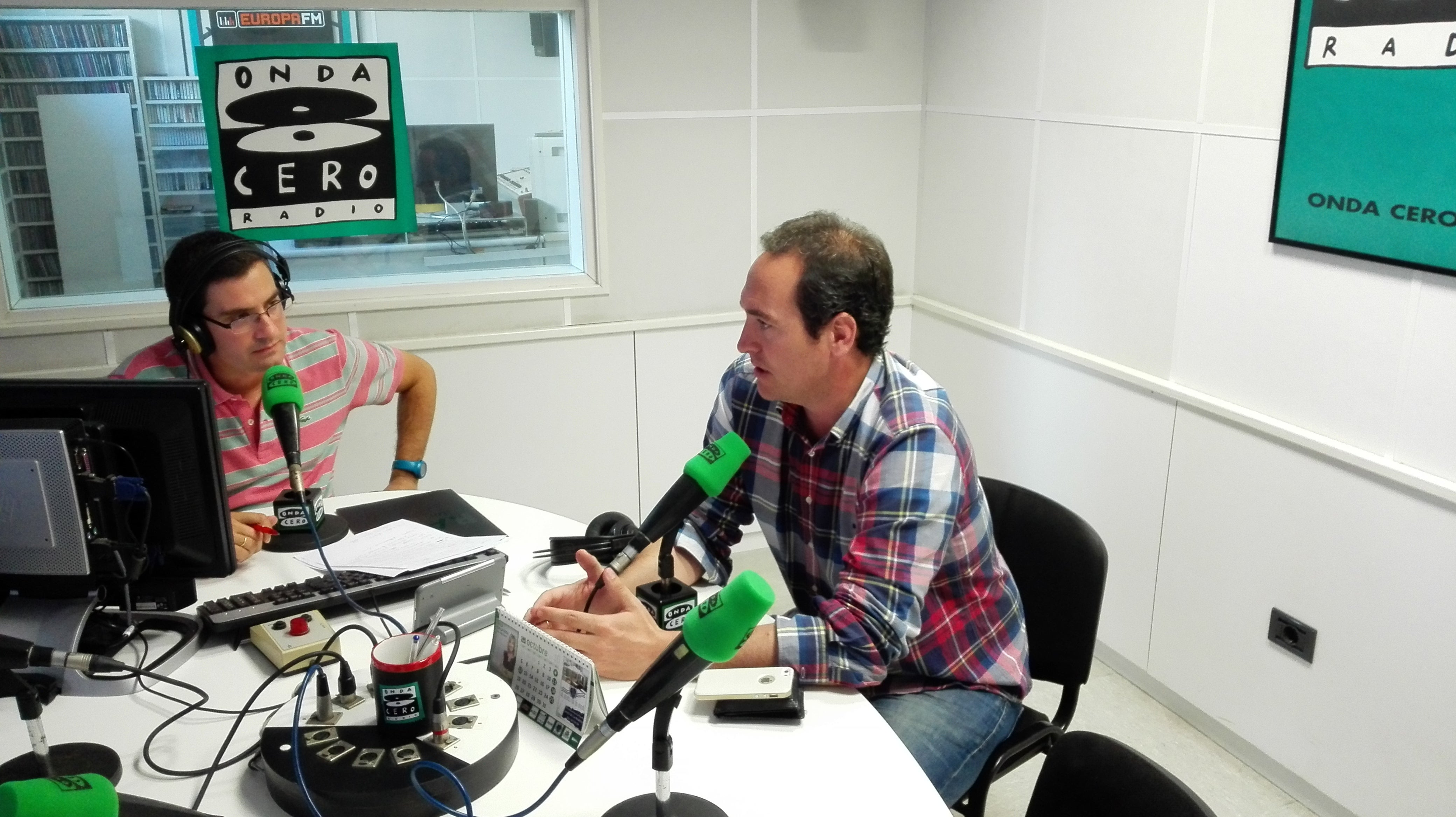 Onda Deportiva Cantabria. Sotres: "Tenía una espina clavada desde que me fui del Racing" Onda Deportiva Cantabria. Sotres: "Tenía una espina clavada desde que me fui del Racing"