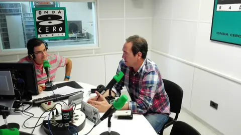 Servando Revuelta El Director Técnico del Go Fit Sinfín en el estudio de Onda Cero