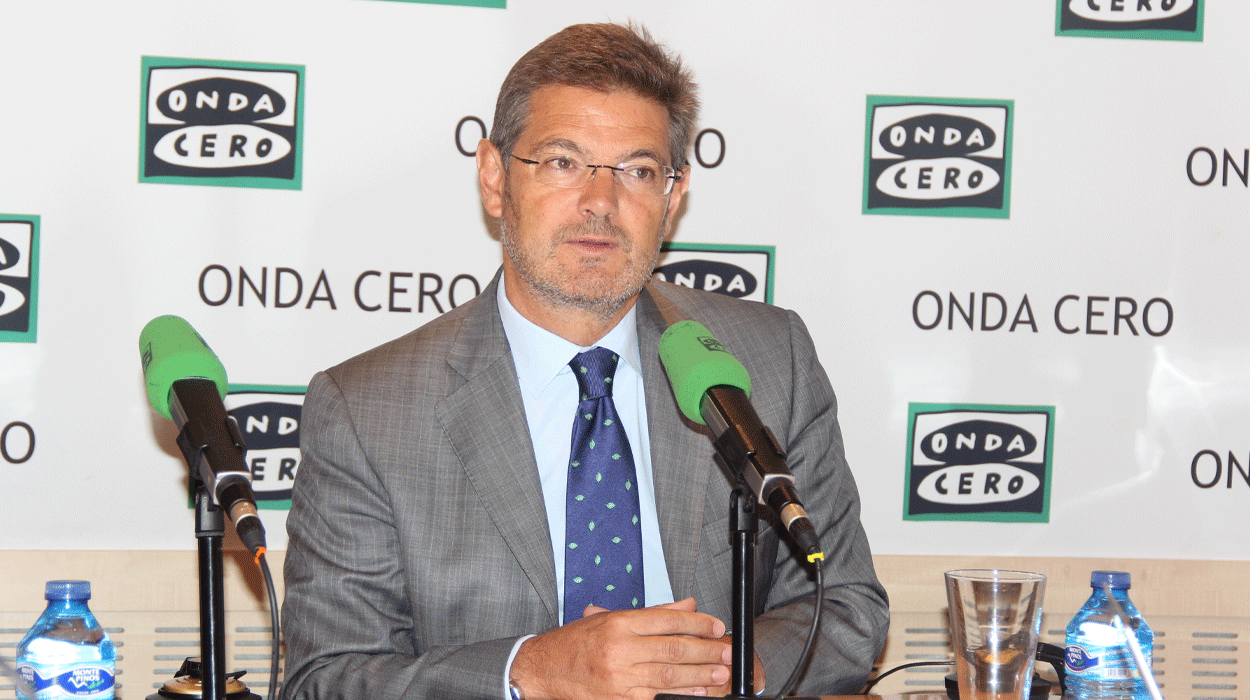 Rafael Catalá: "Vamos a estar vigilantes para que se cumpla el mandato del TC" Rafael Catalá: "Vamos a estar vigilantes para que se cumpla el mandato del TC"