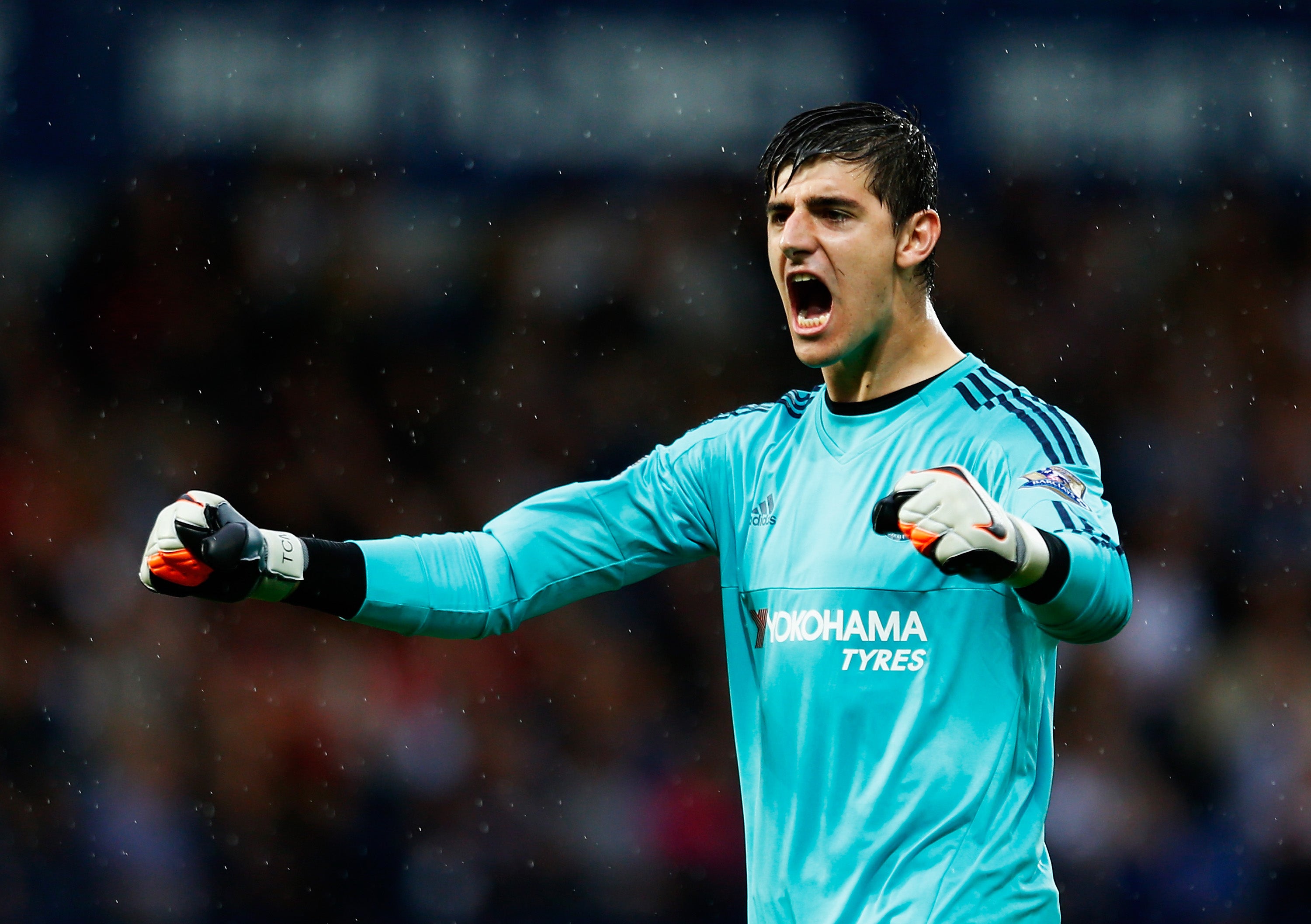 Courtois aplaza hasta final de temporada su renovación con el Chelsea Courtois aplaza hasta final de temporada su renovación con el Chelsea