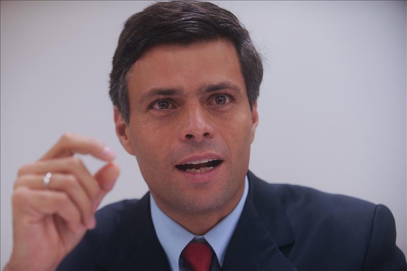 El padre de Leopoldo López confía en la presión internacional para liberar a su hijo El padre de Leopoldo López confía en la presión internacional para liberar a su hijo