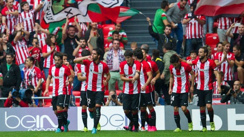 Ra&uacute;l Garcia celebra su gol en San Mam&eacute;s