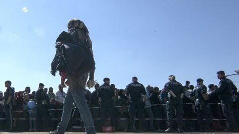 Austria no aumentar&aacute; los controles de llegada de refugiados desde Hungr&iacute;a