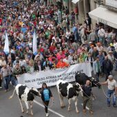 Marcha organizada por los ganadores gallegos por Santiago de Compostela
