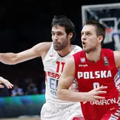 San Emeterio en una jugada del partido San Emeterio en una jugada del partido