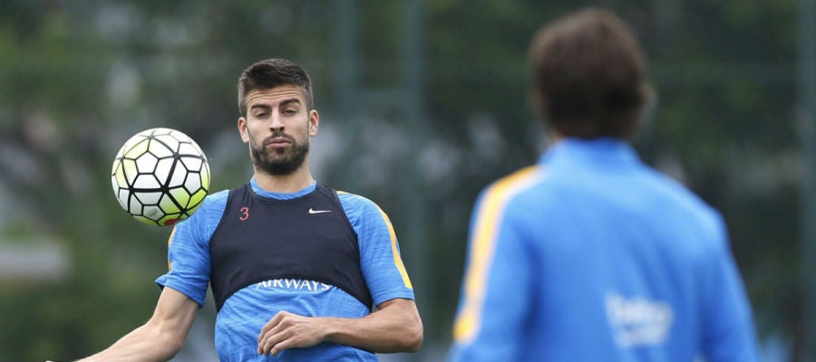 Gerard Piqué, en un entrenamiento del Barça Gerard Piqué, en un entrenamiento del Barça