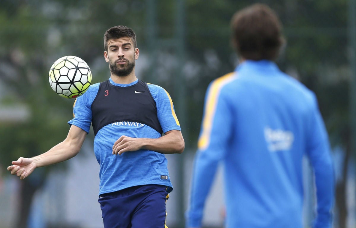Piqué regresa a la convocatoria tras cumplir cuatro partidos de sanción Piqué regresa a la convocatoria tras cumplir cuatro partidos de sanción