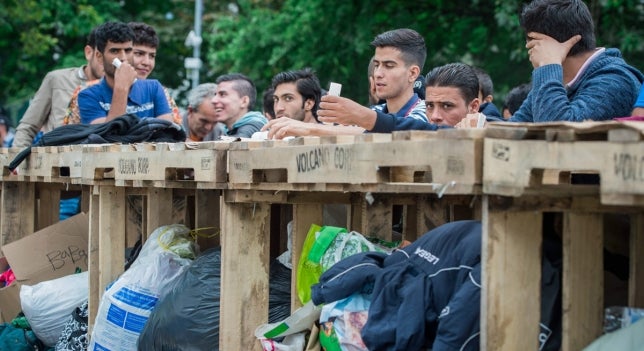 Miles de refugiados de Oriente Medio entran en Croacia Miles de refugiados de Oriente Medio entran en Croacia