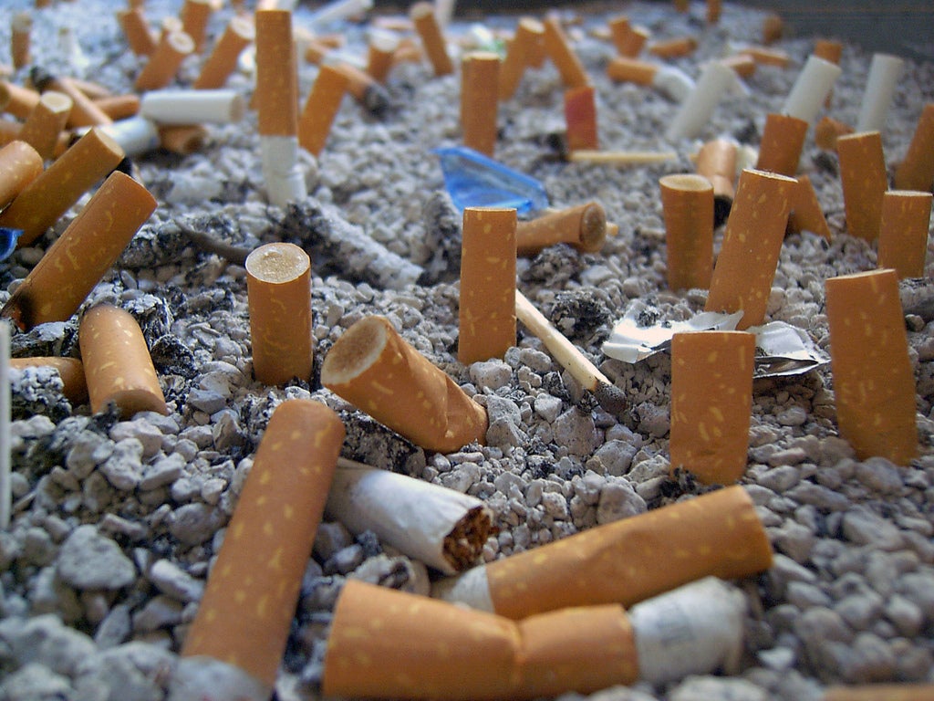 Diputación alerta del riesgo de contagio por compartir cigarrillos o boquillas Diputación alerta del riesgo de contagio por compartir cigarrillos o boquillas