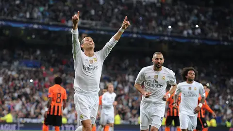 Cristiano Ronaldo celebrando su primer gol Cristiano Ronaldo celebrando su primer gol