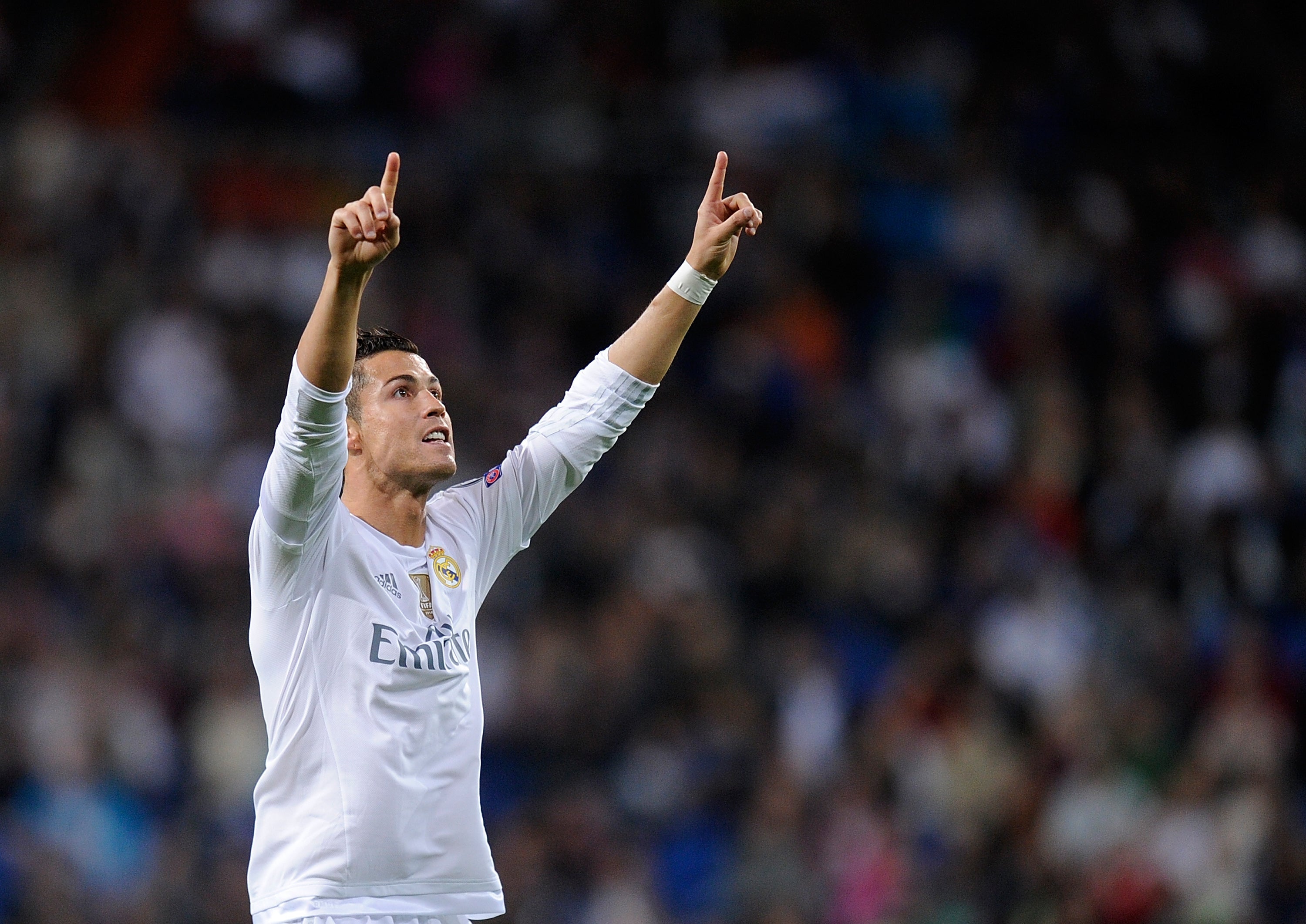 Real Madrid 4 - 0 Shakhtar Donetsk. Ronaldo hace otro Hat - Trick Real Madrid 4 - 0 Shakhtar Donetsk. Ronaldo hace otro Hat - Trick