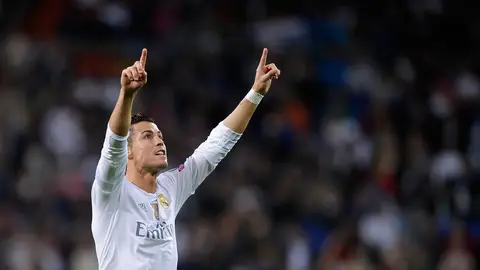 Cristiano marca su tercer gol en el partido Cristiano marca su tercer gol en el partido