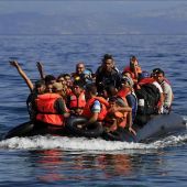 Regufiados a su llegada a la costa de Mytilini en la Isla de Lesbos (Grecia)