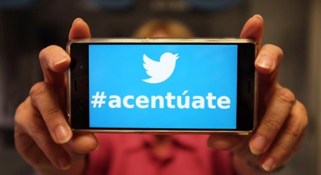Fundéu y Twitter, unidos para promover la ortografía en redes con #acentúate Fundéu y Twitter, unidos para promover la ortografía en redes con #acentúate
