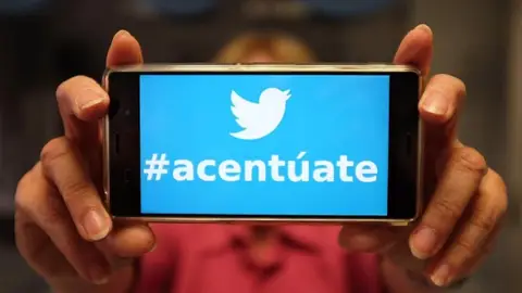 Campaña #acentúate Campaña #acentúate