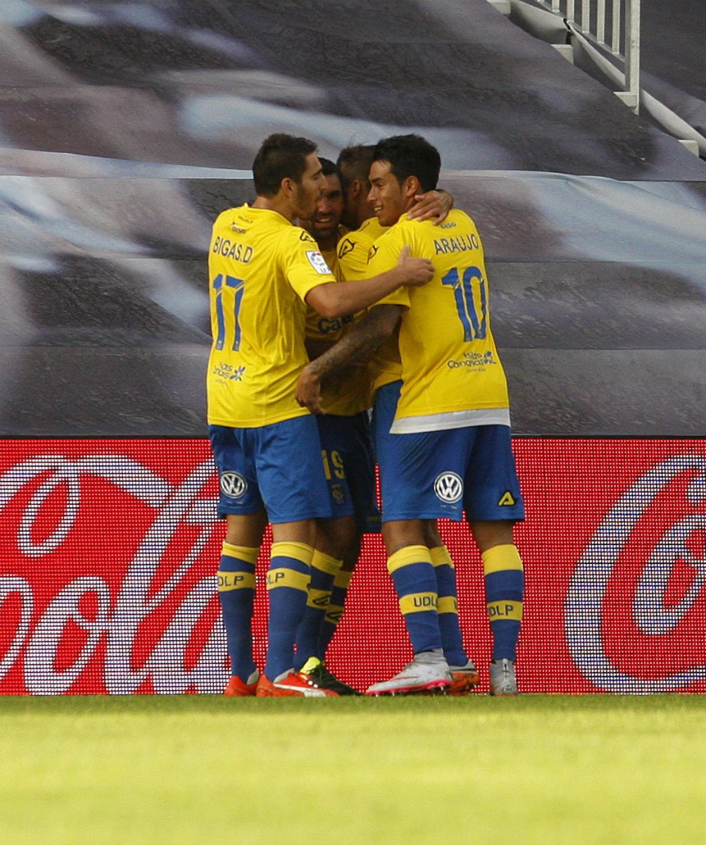 Las Palmas y el Sevilla buscan reencontrarse con la victoria para curar sus heridas Las Palmas y el Sevilla buscan reencontrarse con la victoria para curar sus heridas