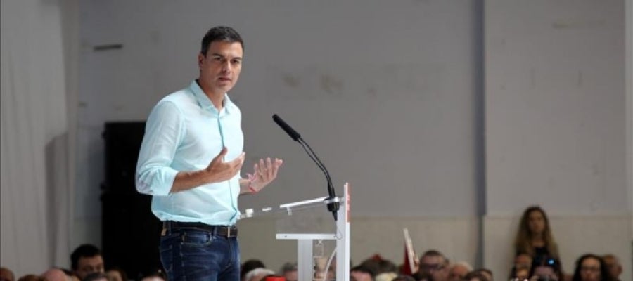 Pedro Sánchez durante un mitin Pedro Sánchez durante un mitin