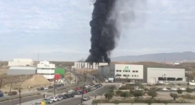 Un muerto y cuatro heridos tras una explosión en el parque tecnológico de Almería Un muerto y cuatro heridos tras una explosión en el parque tecnológico de Almería