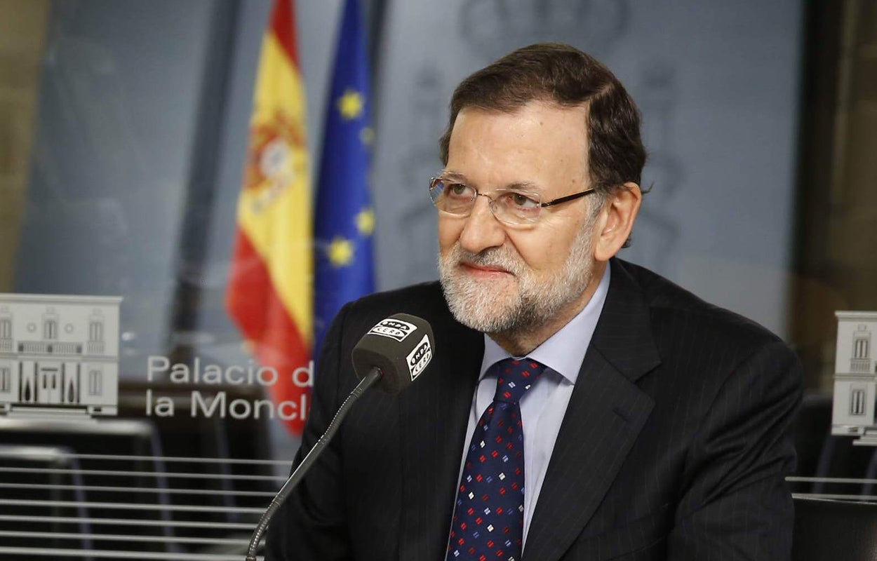 Rajoy: "Para legitimar una operación ilegal no son válidos ni los escaños, ni los votos" Rajoy: "Para legitimar una operación ilegal no son válidos ni los escaños, ni los votos"
