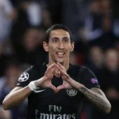 El jugador Ángel Di María del París Saint Germain celebra después de anotar un gol El jugador Ángel Di María del París Saint Germain celebra después de anotar un gol