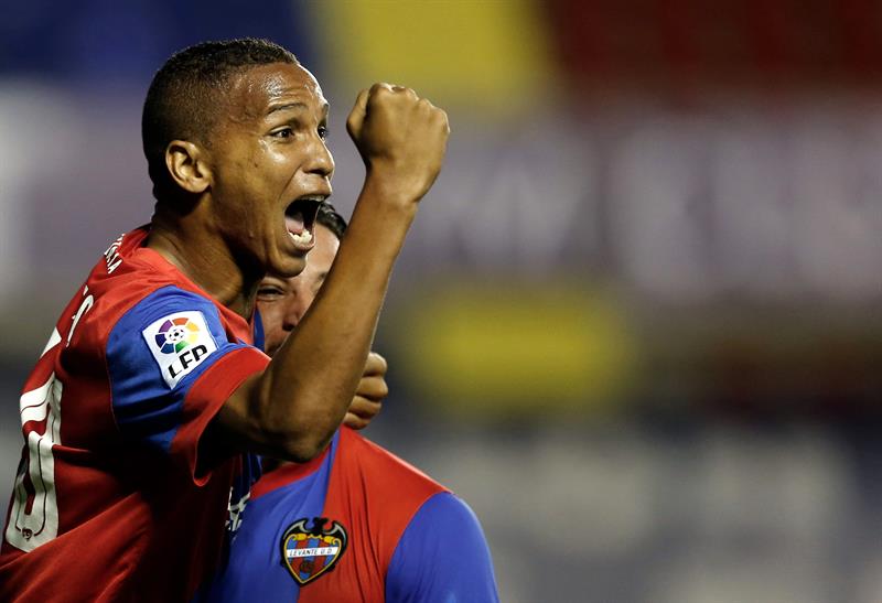 Deyverson rescata un punto en la último minuto para el Levante Deyverson rescata un punto en la último minuto para el Levante