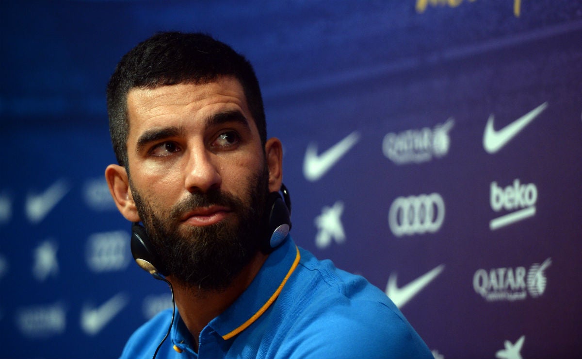 Arda Turan: "El partido ante el Atleti es diferente, estaba en mi mente desde hace tiempo" Arda Turan: "El partido ante el Atleti es diferente, estaba en mi mente desde hace tiempo"