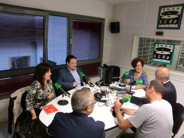 Aquí en la Onda Cantabria. Primera tertulia de diputados cántabros de la temporada Aquí en la Onda Cantabria. Primera tertulia de diputados cántabros de la temporada