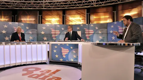 Debate entre el ministro de Exteriores, José Manuel García-Margallo, y el presidente de ERC y candidato número 5 de Junts pel sí, Oriol Junqueras Debate entre el ministro de Exteriores, José Manuel García-Margallo, y el presidente de ERC y candidato número 5 de Junts pel sí, Oriol Junqueras