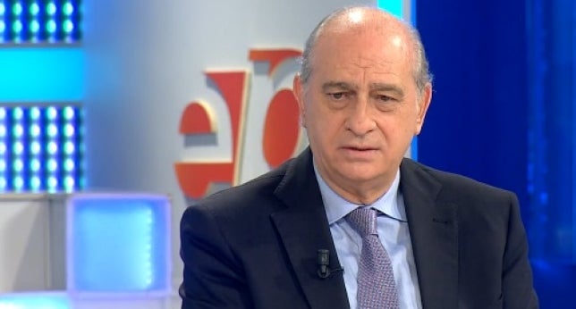 Fernández Díaz: "Los que están a favor de romper con España van a ir a votar todos" Fernández Díaz: "Los que están a favor de romper con España van a ir a votar todos"