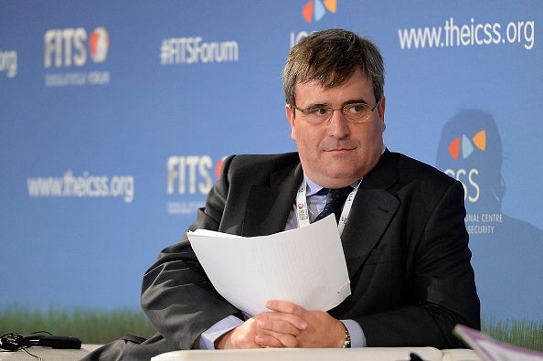 Cardenal, sobre Villar: "Prefiero que España tenga un representante en la FIFA, no que la FIFA tenga uno en España" Cardenal, sobre Villar: "Prefiero que España tenga un representante en la FIFA, no que la FIFA tenga uno en España"