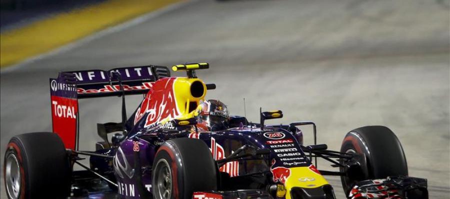 El piloto de Red Bull Kvyat El piloto de Red Bull Kvyat
