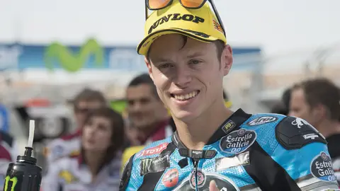 Tito Rabat celebra su victoria en Motorland Tito Rabat celebra su victoria en Motorland